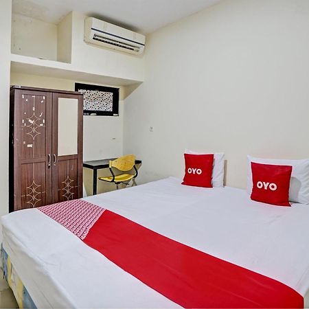 Oyo 93112 Garden Homestay 3 Merlion Сурабая Екстериор снимка