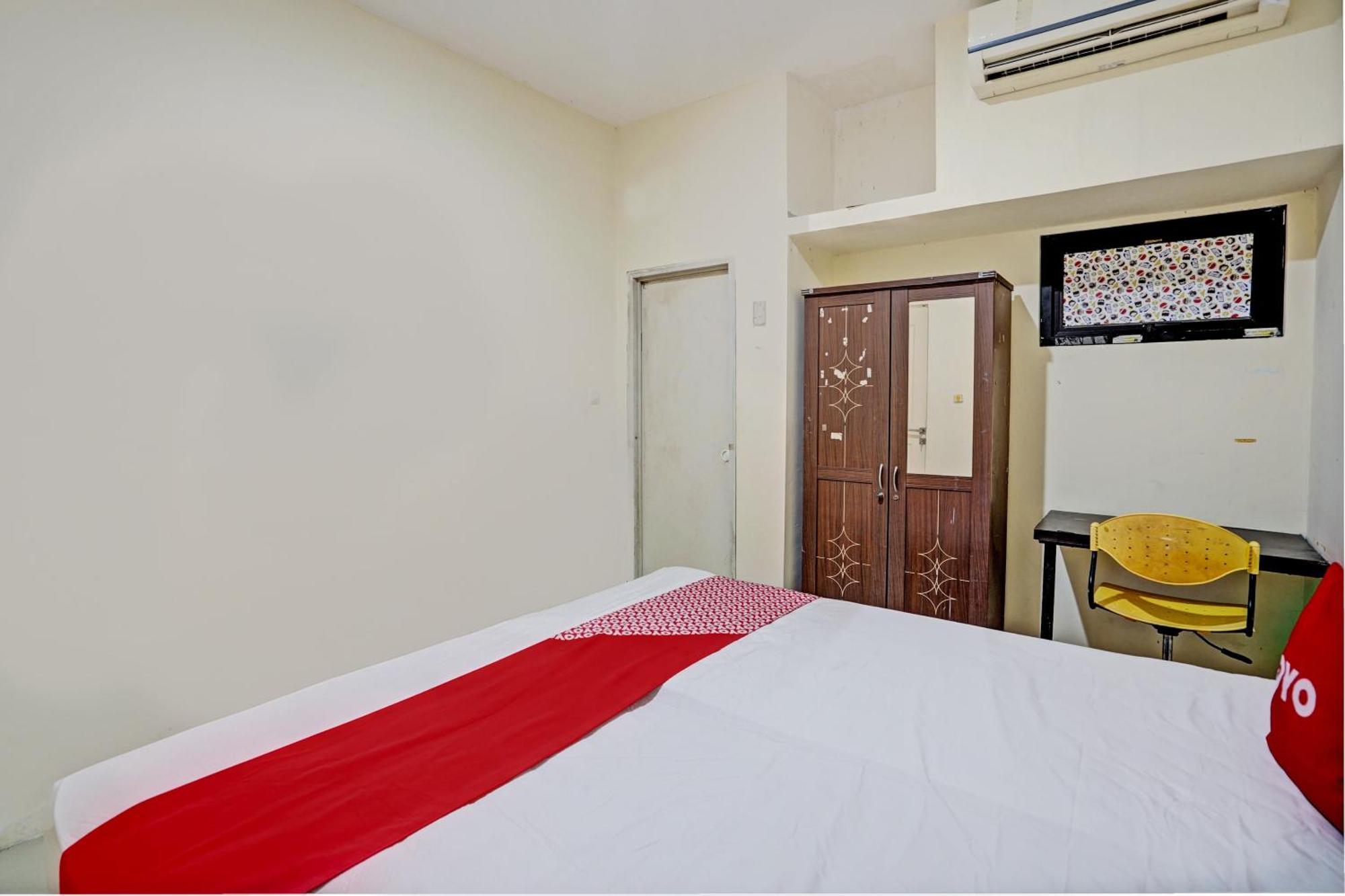 Oyo 93112 Garden Homestay 3 Merlion Сурабая Екстериор снимка